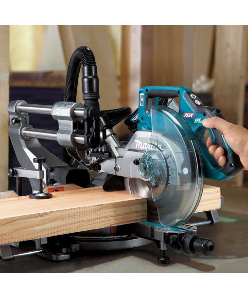 MAKITA XGT 40V JIIRISAHA LS002GZ01 - Image 2